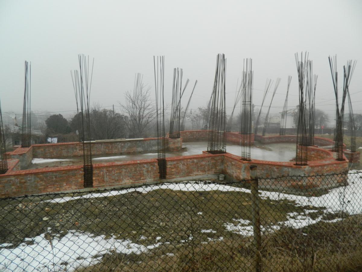 Evoluția lucrărilor de construire a bisericii „Sf. Ap. Petru și Pavel”